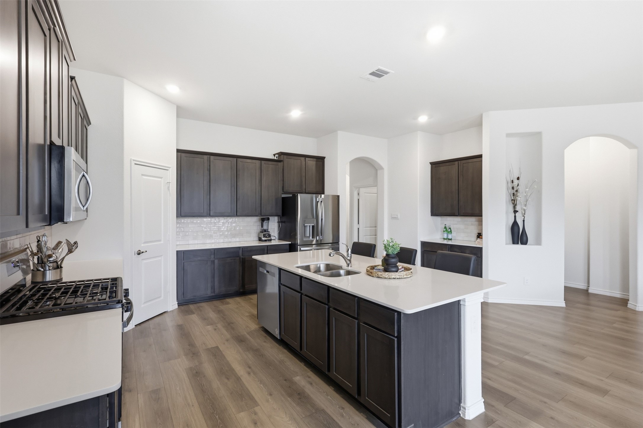10605 Breezeway Drive Aubrey TX 76227