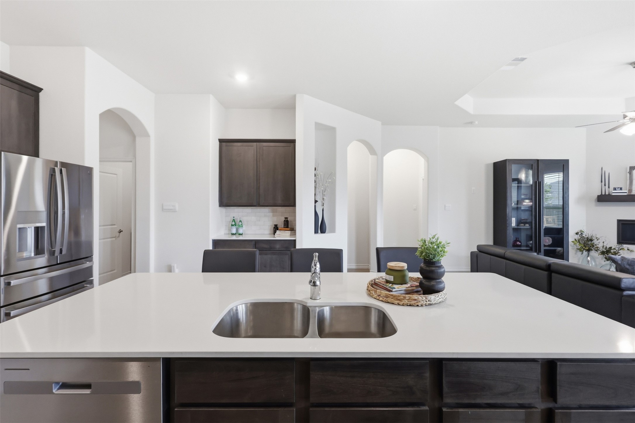 10605 Breezeway Drive Aubrey TX 76227
