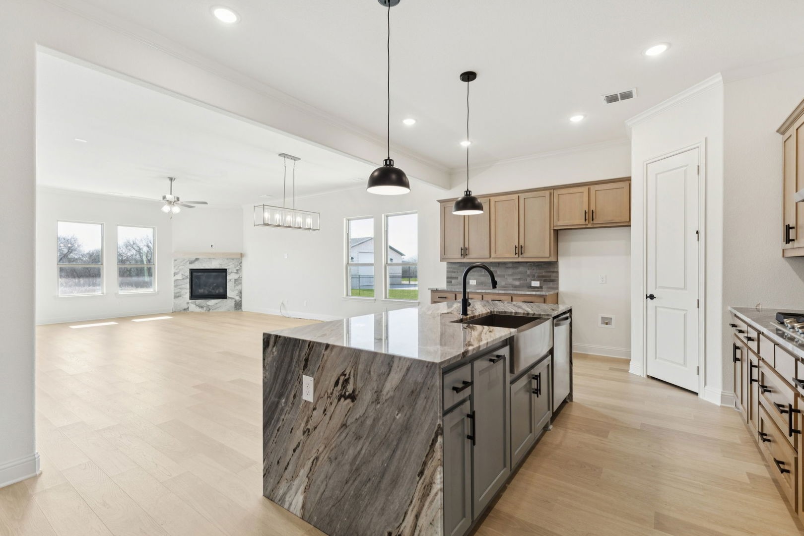 7004 Valley View Drive Joshua TX 76058