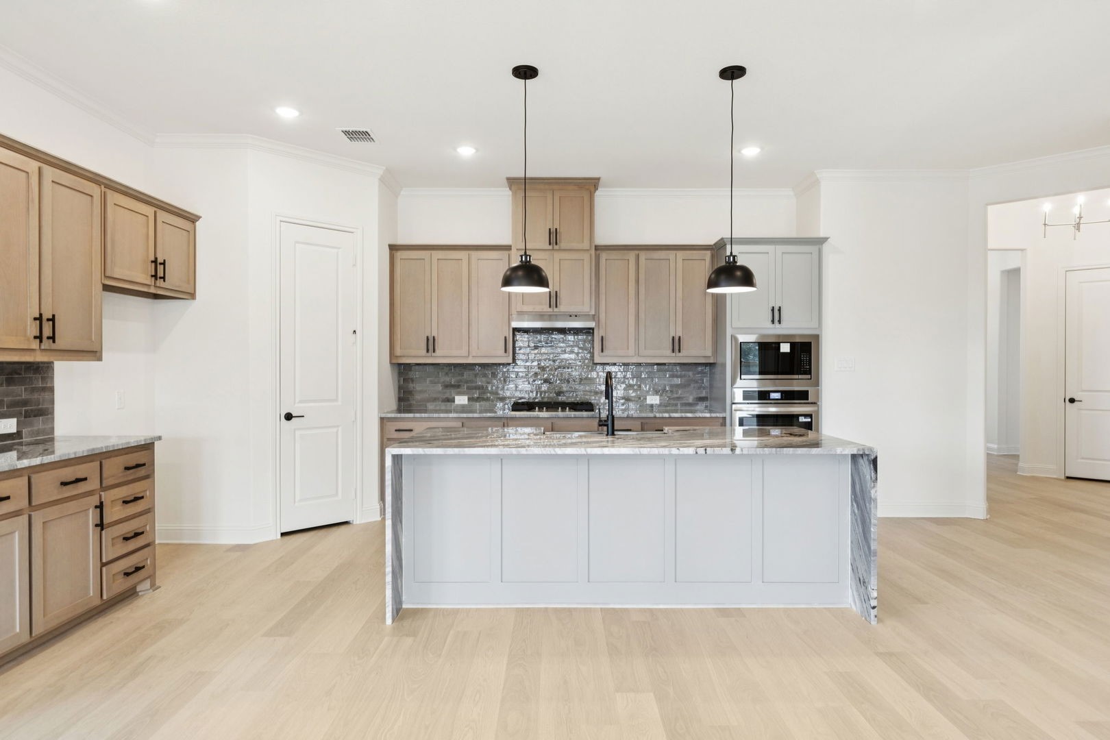 7004 Valley View Drive Joshua TX 76058