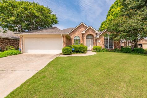 6402 Willowstone Trail Arlington TX 76018
