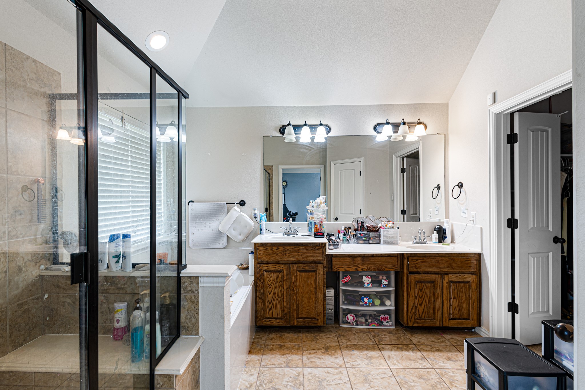 106 Cactus Canyon Drive Runaway Bay TX 76458