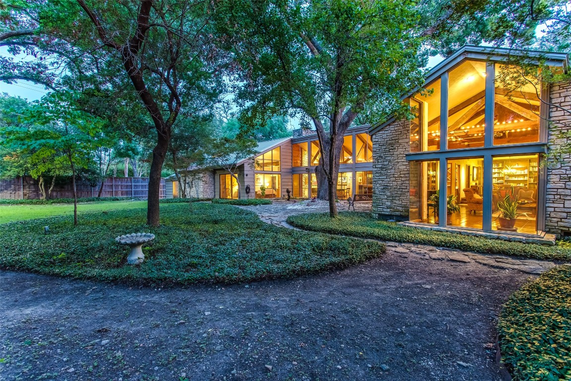 10846 Crooked Creek Court Dallas TX 75229