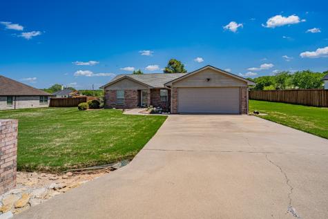 1321 W Chippewa Trail Granbury TX 76048