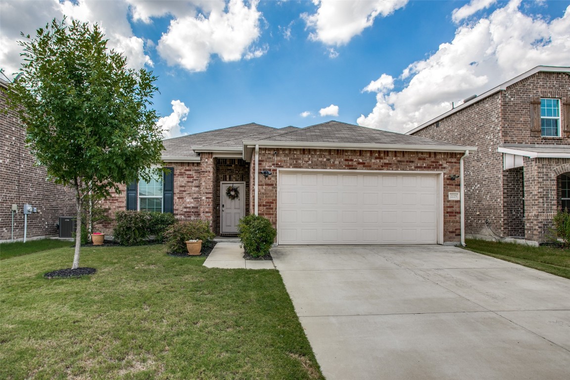 2225 Buelingo Lane Fort Worth TX 76131
