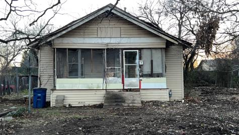 901 N Breckenridge Street Ennis TX 75119