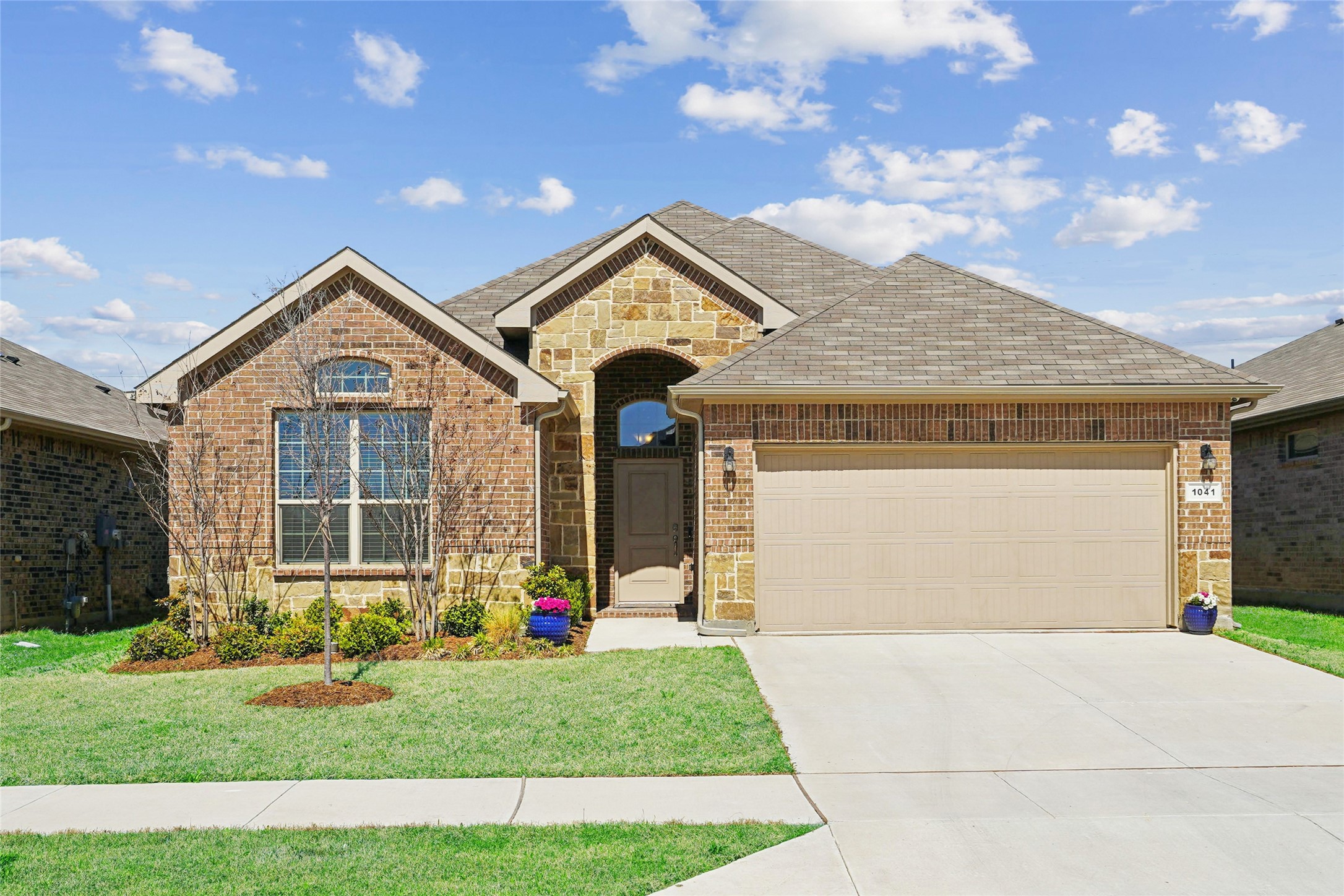 1041 Southwark Drive Fort Worth TX 76247