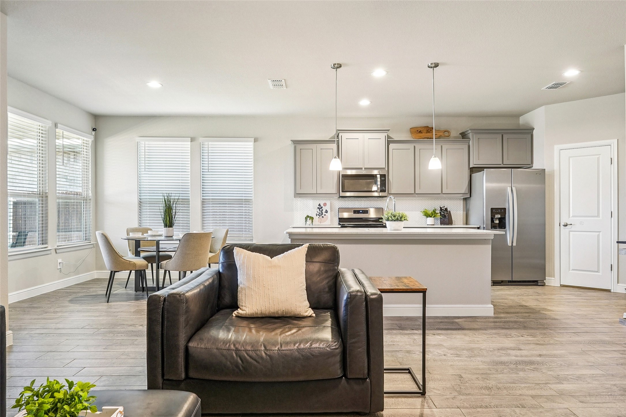 1041 Southwark Drive Fort Worth TX 76247