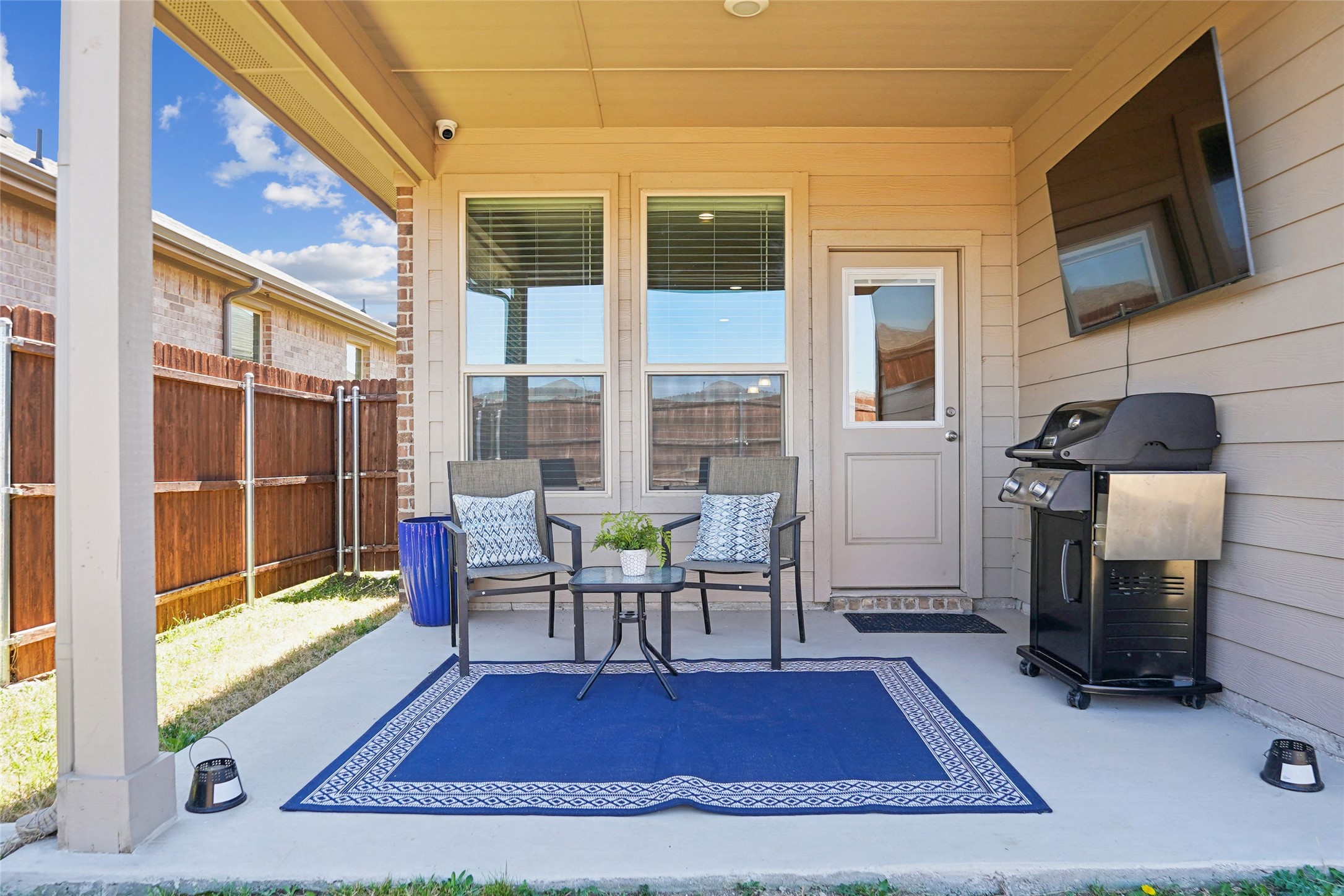 1041 Southwark Drive Fort Worth TX 76247