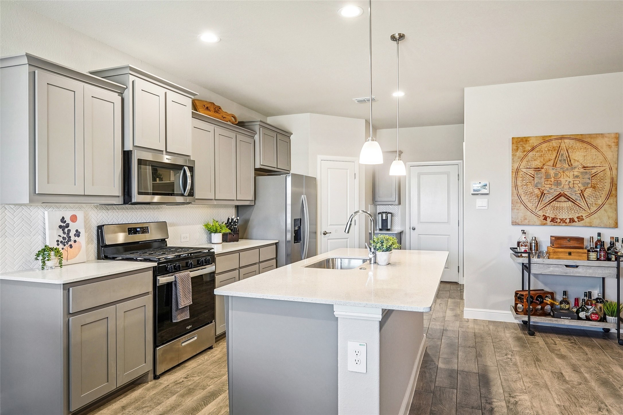 1041 Southwark Drive Fort Worth TX 76247