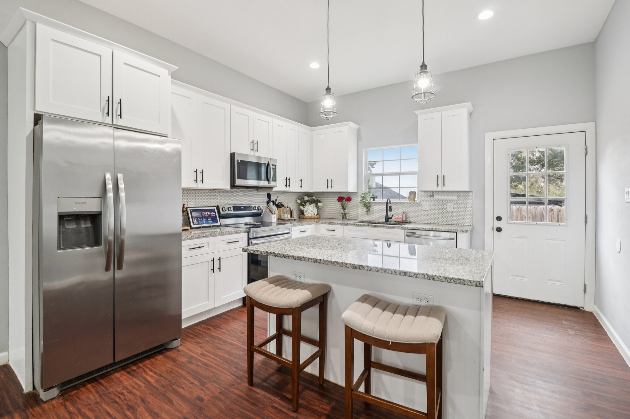 5719 Barkridge Drive Granbury TX 76048