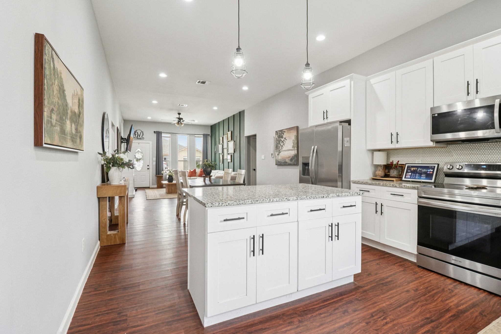 5719 Barkridge Drive Granbury TX 76048