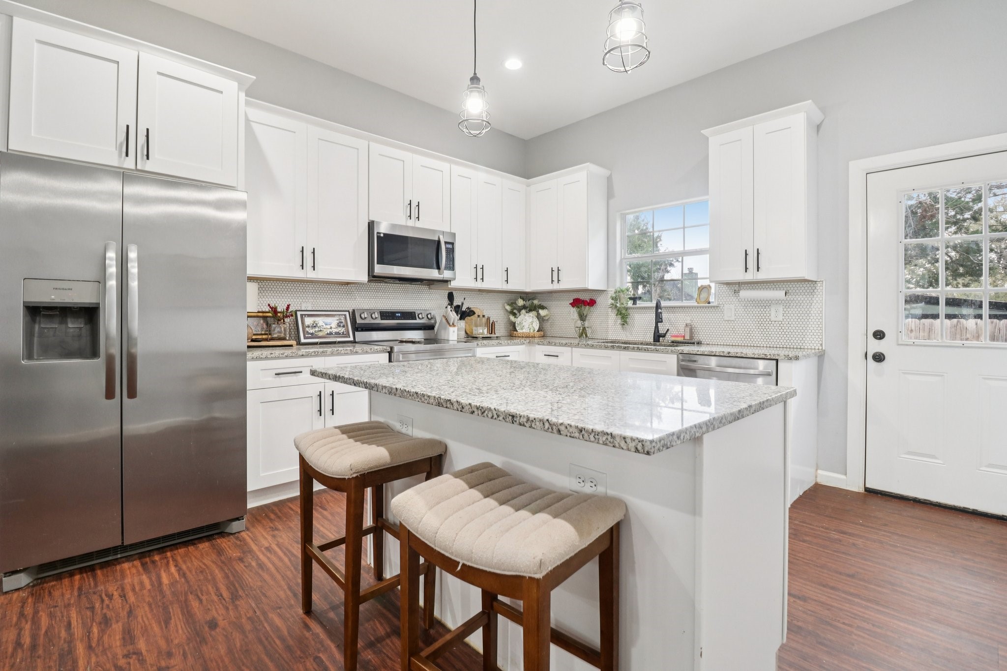 5719 Barkridge Drive Granbury TX 76048