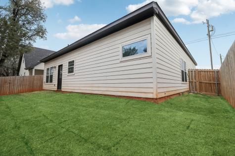 5719 Barkridge Drive Granbury TX 76048