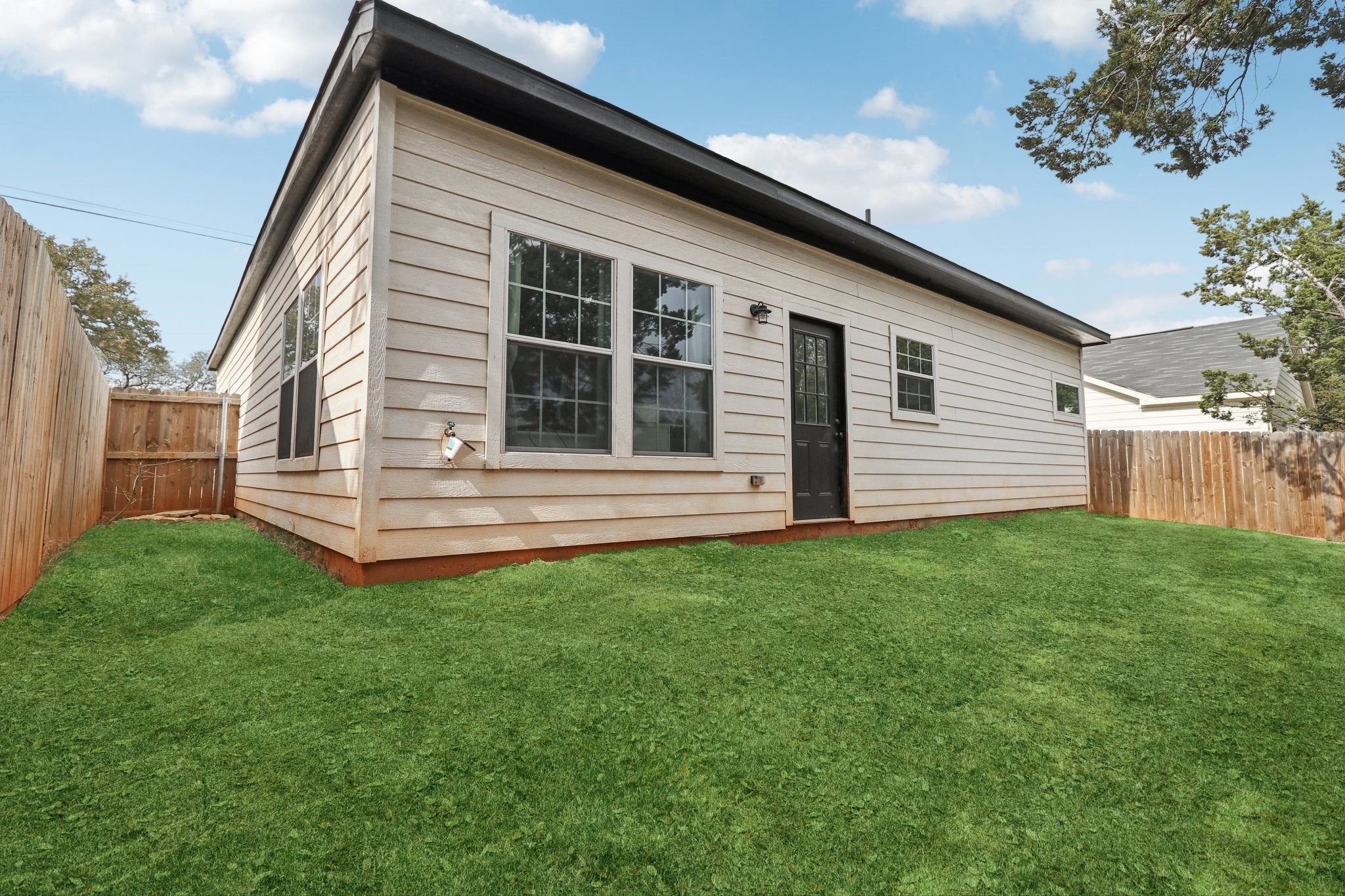 5719 Barkridge Drive Granbury TX 76048