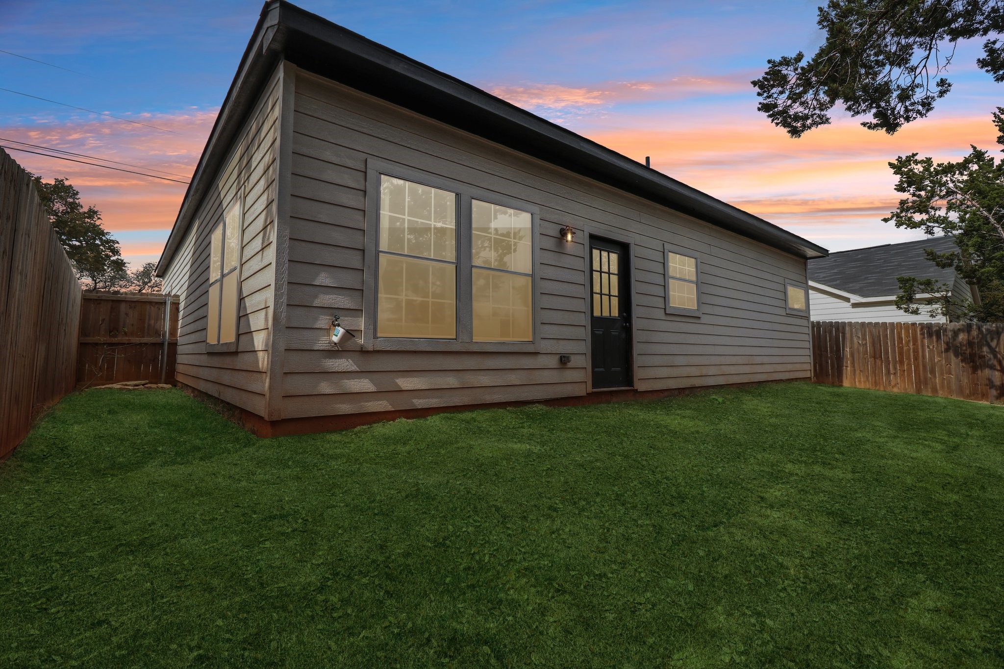 5719 Barkridge Drive Granbury TX 76048
