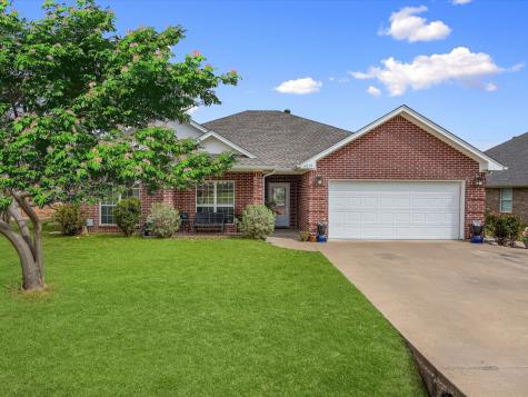 4019 Cherokee Court Granbury TX 76048