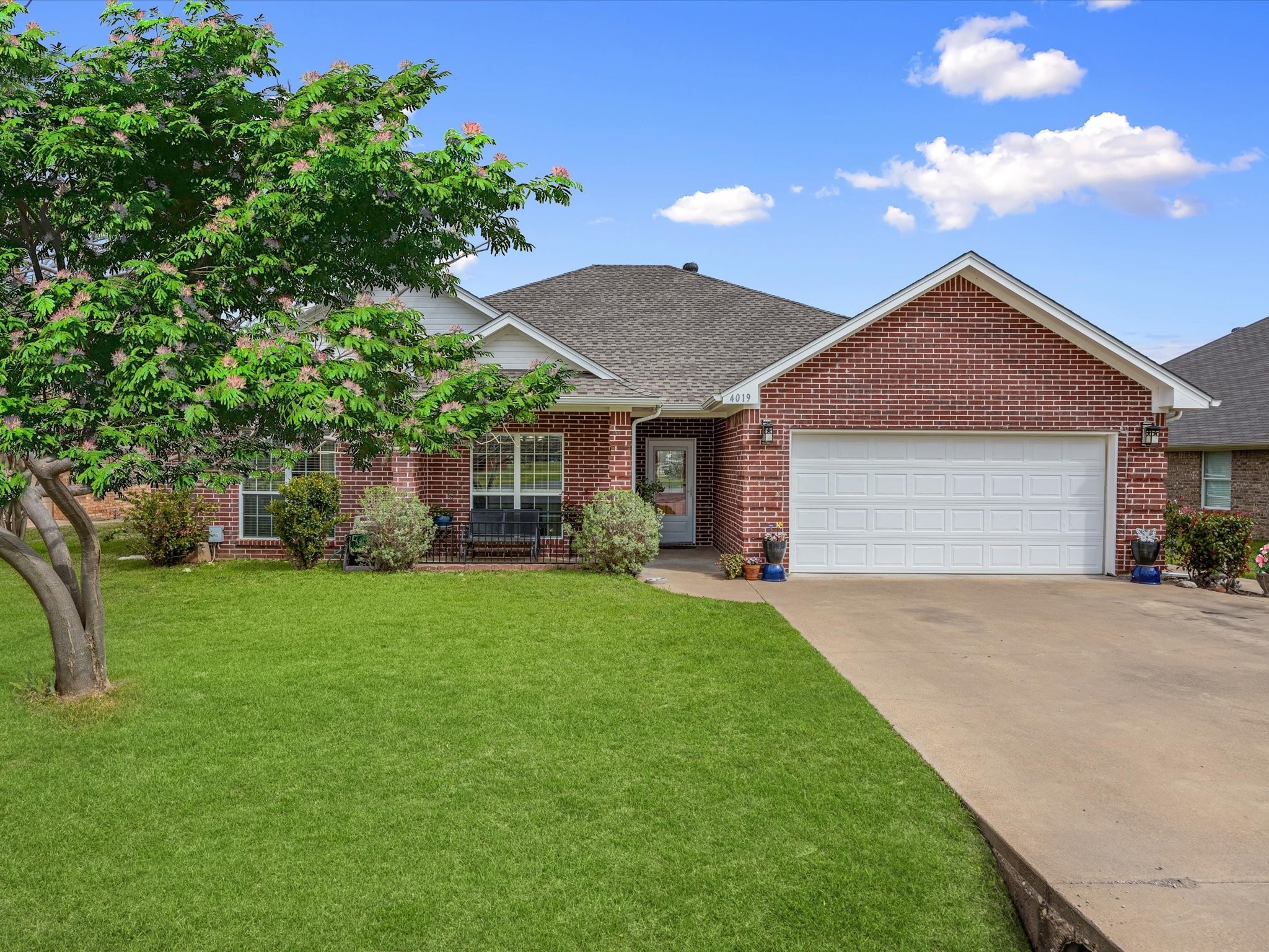 4019 Cherokee Court Granbury TX 76048