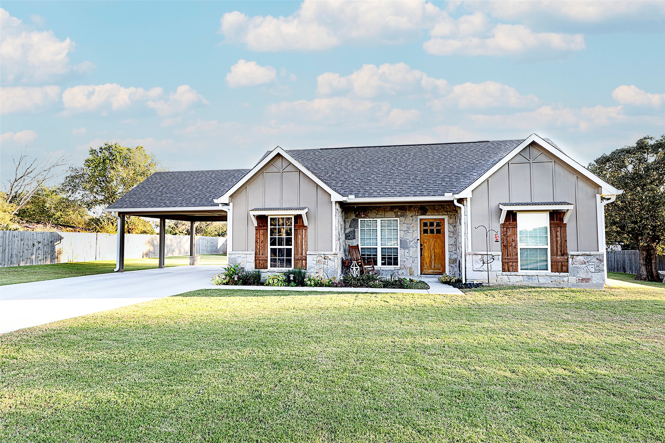 305 Main Street Montague TX 76251