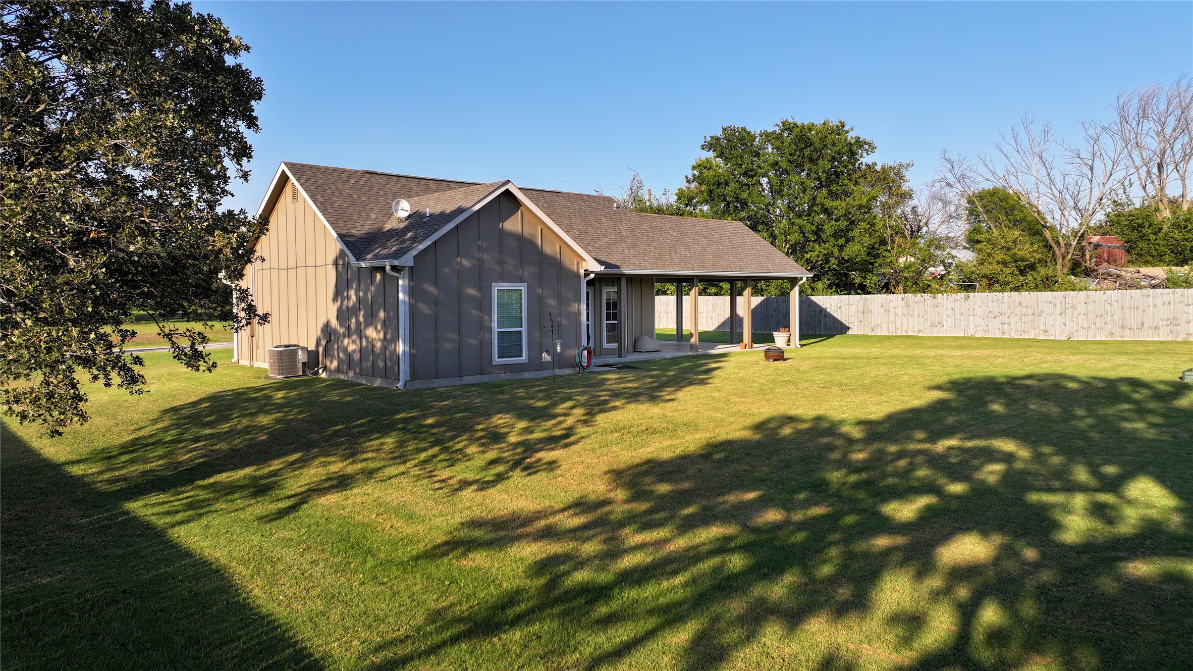 305 Main Street Montague TX 76251