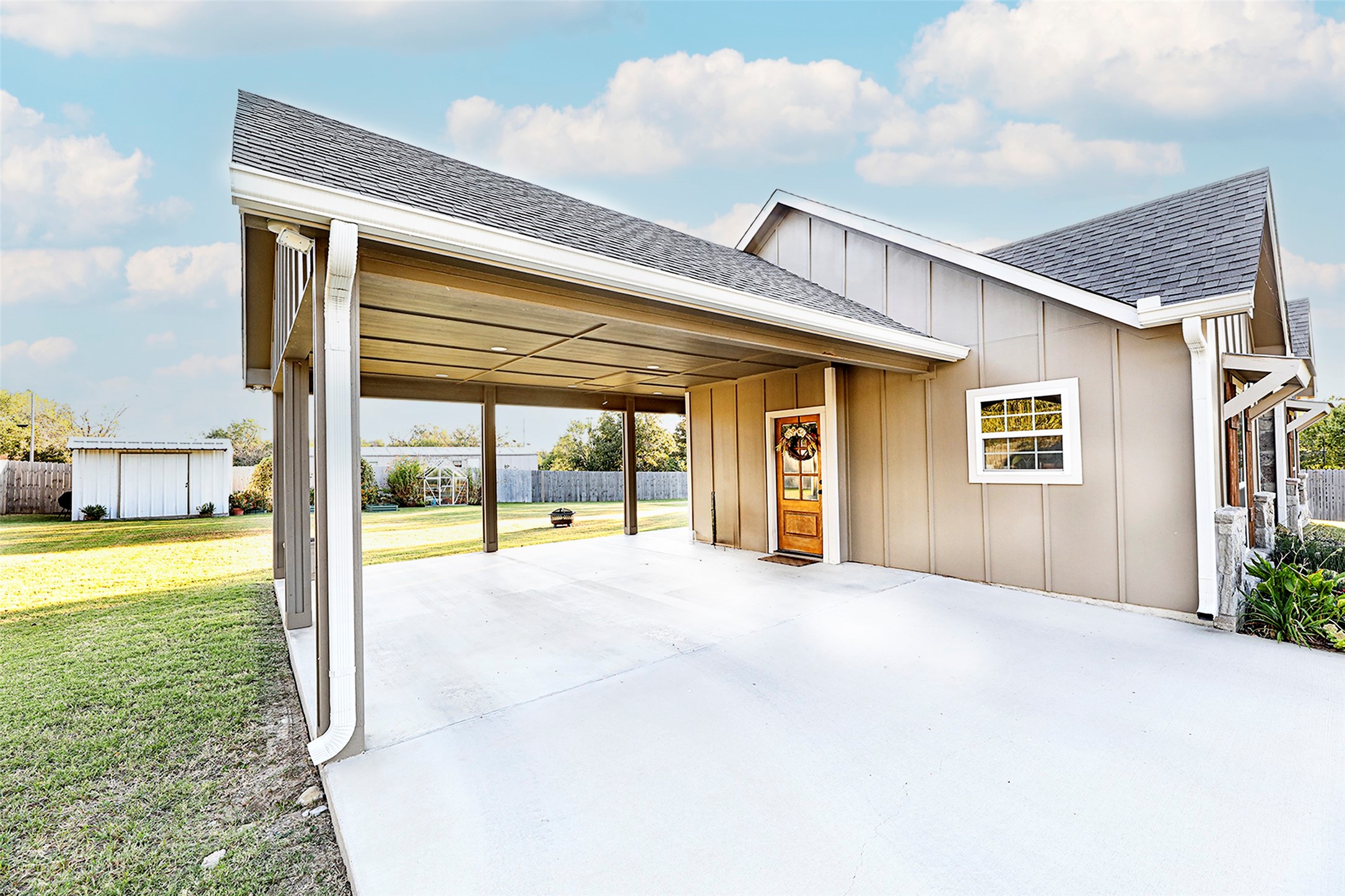 305 Main Street Montague TX 76251