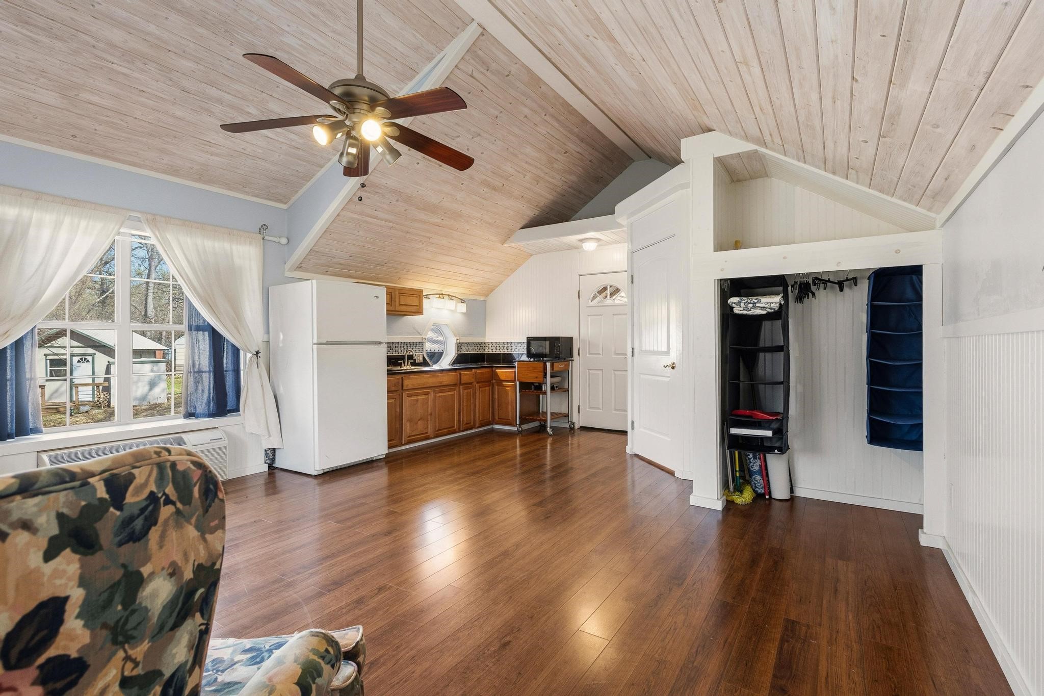 1053 Paradise Cove Road Pottsboro TX 75076