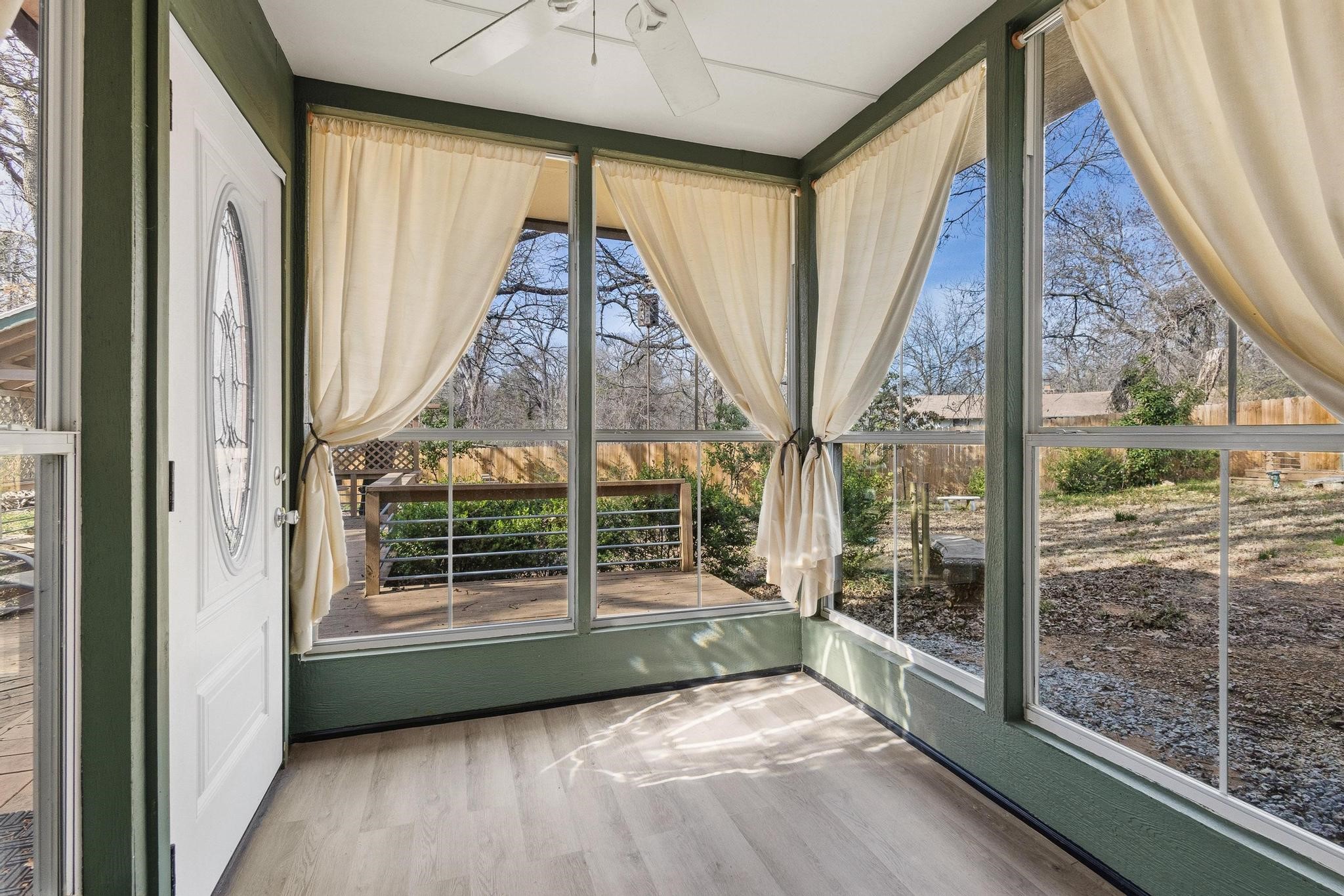 1053 Paradise Cove Road Pottsboro TX 75076