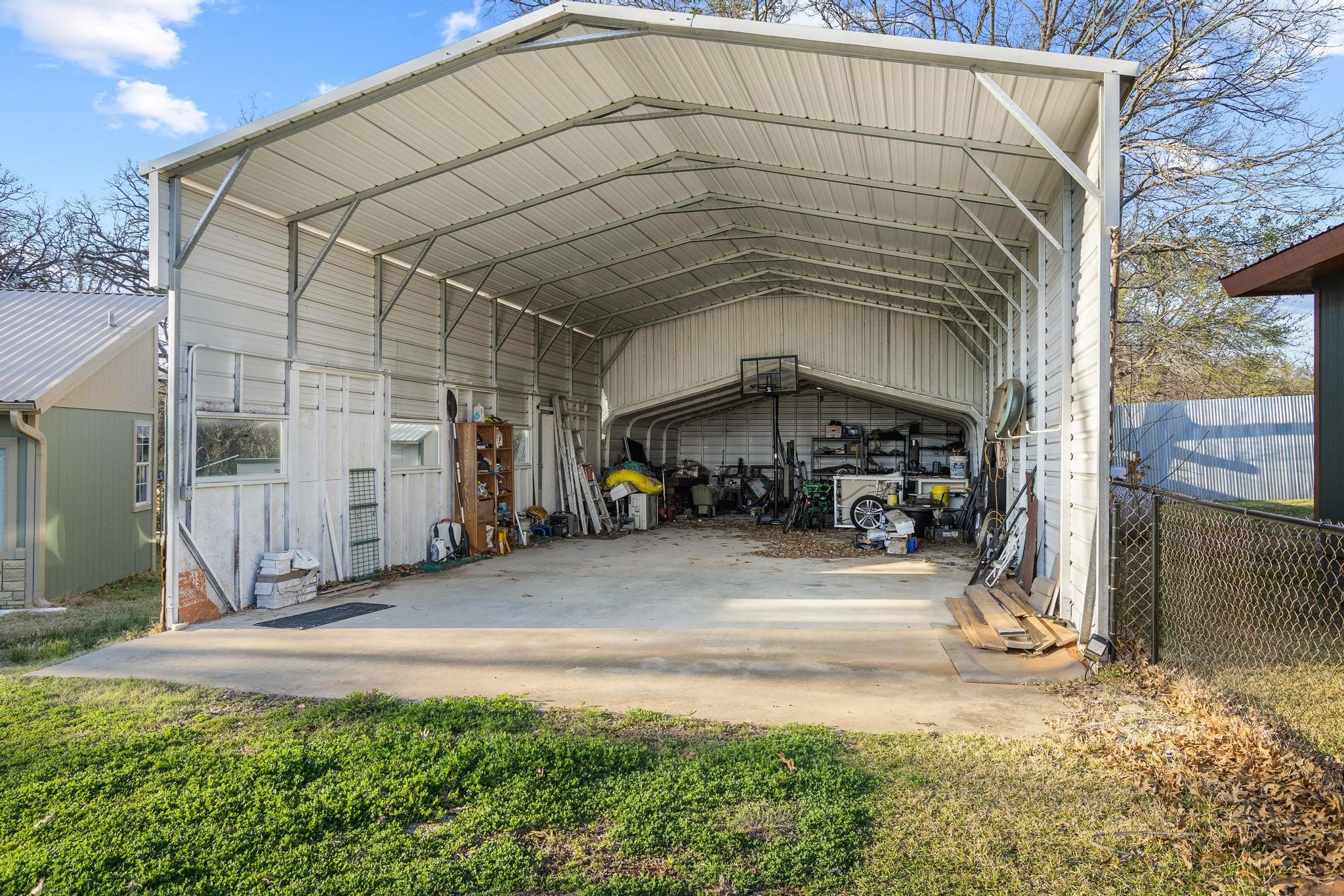 1053 Paradise Cove Road Pottsboro TX 75076