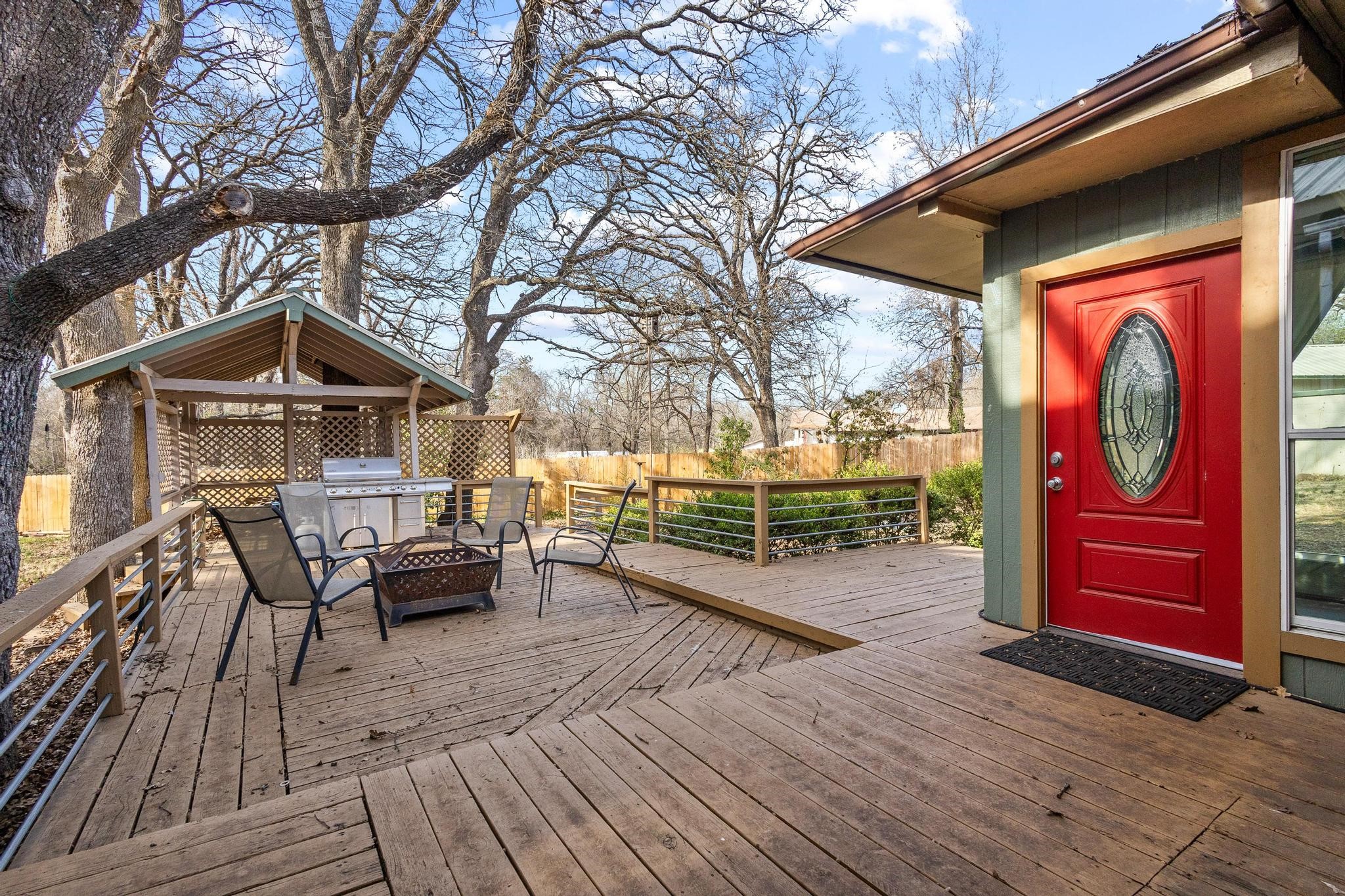 1053 Paradise Cove Road Pottsboro TX 75076