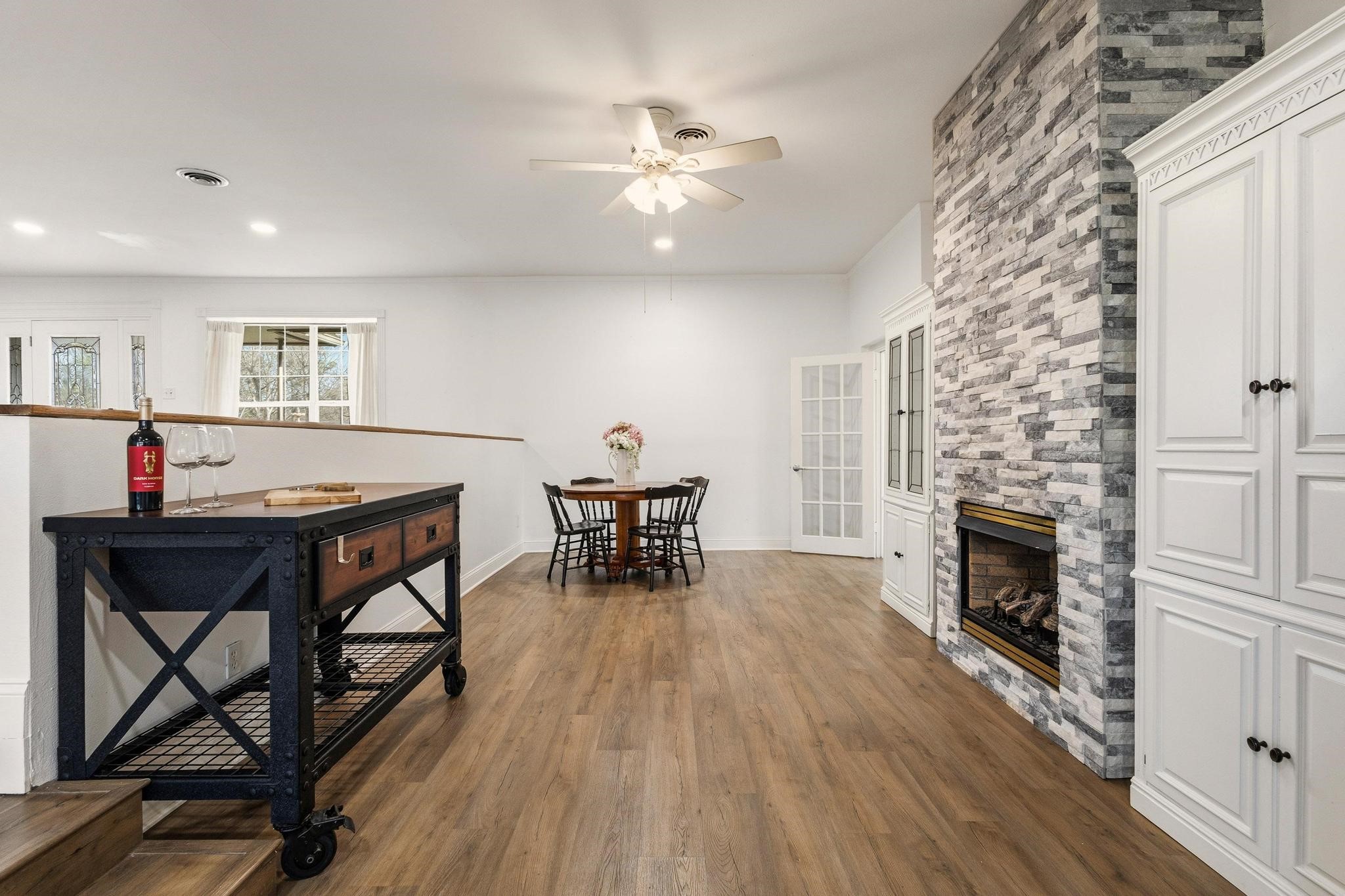 1053 Paradise Cove Road Pottsboro TX 75076