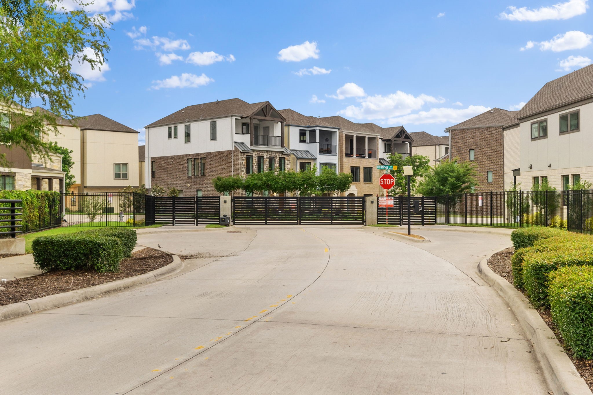 8265 Emsworth Drive Dallas TX 75231