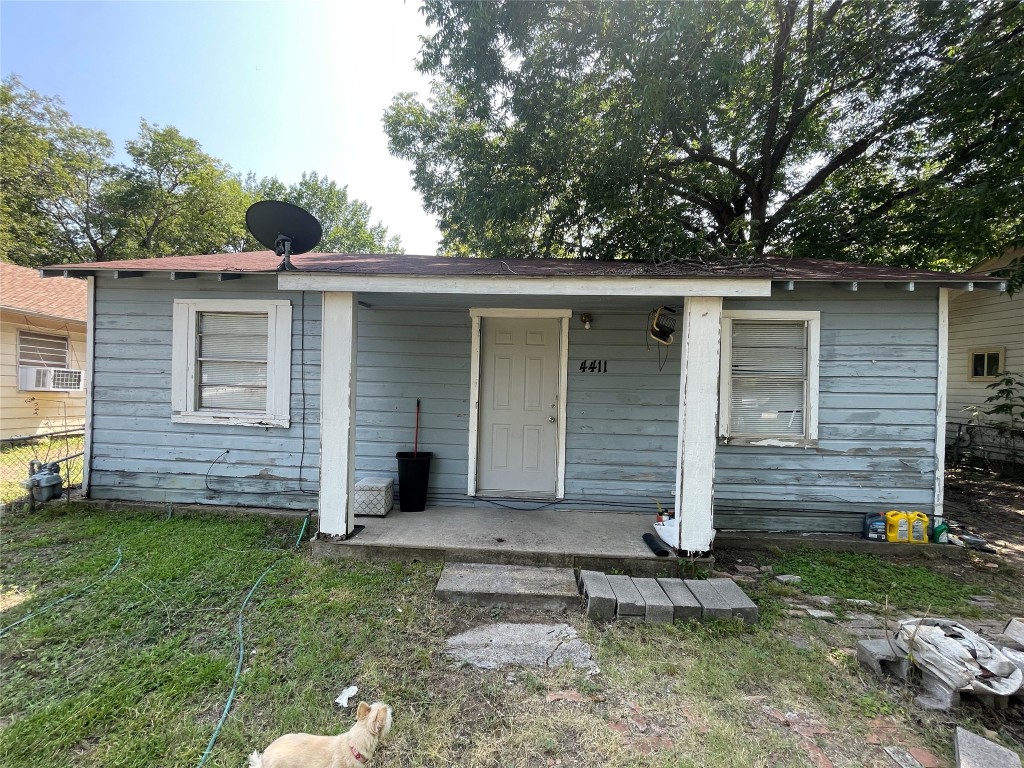 4411 Highland Street Lancaster TX 75134