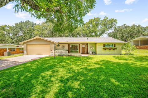 1433 Brazos Street Graham TX 76450