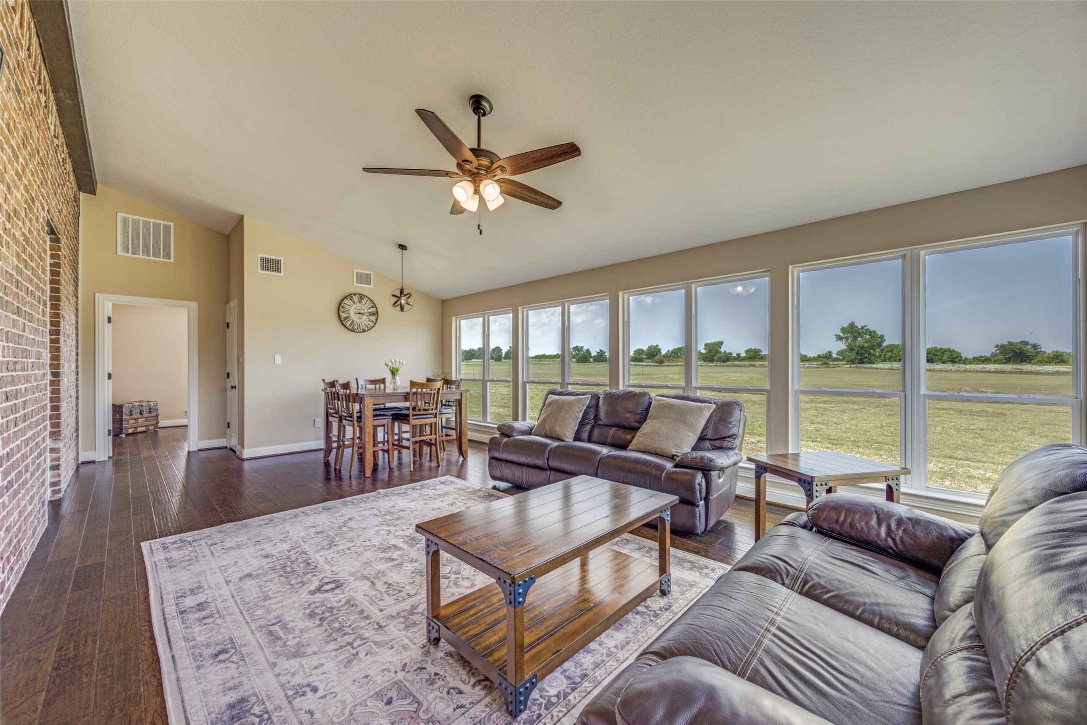 1400 Sears Road Bells TX 75414