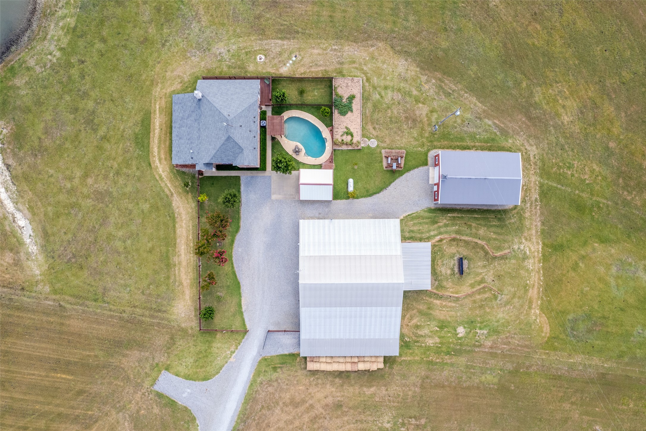 1400 Sears Road Bells TX 75414