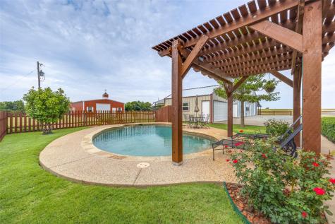 1400 Sears Road Bells TX 75414