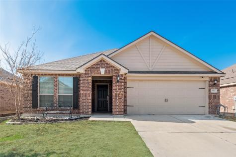 921 First Street Sanger TX 76266
