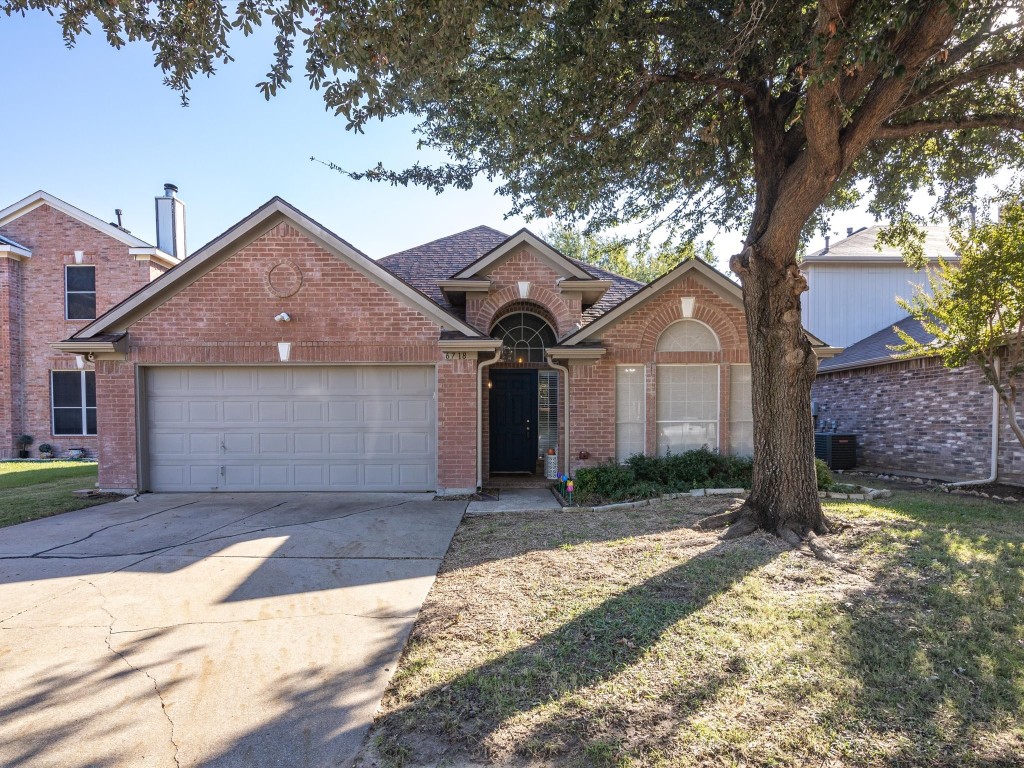 6718 Amberdale Drive Fort Worth TX 76137