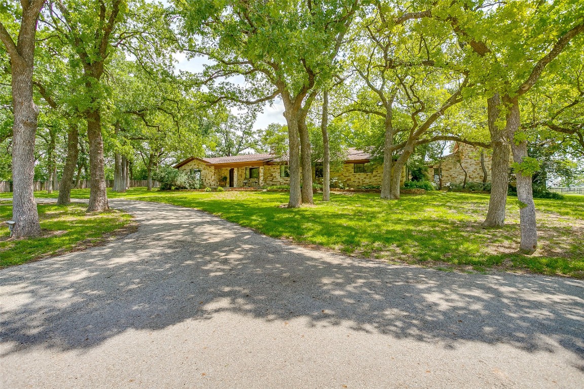 105 Briarwood Street Weatherford TX 76087