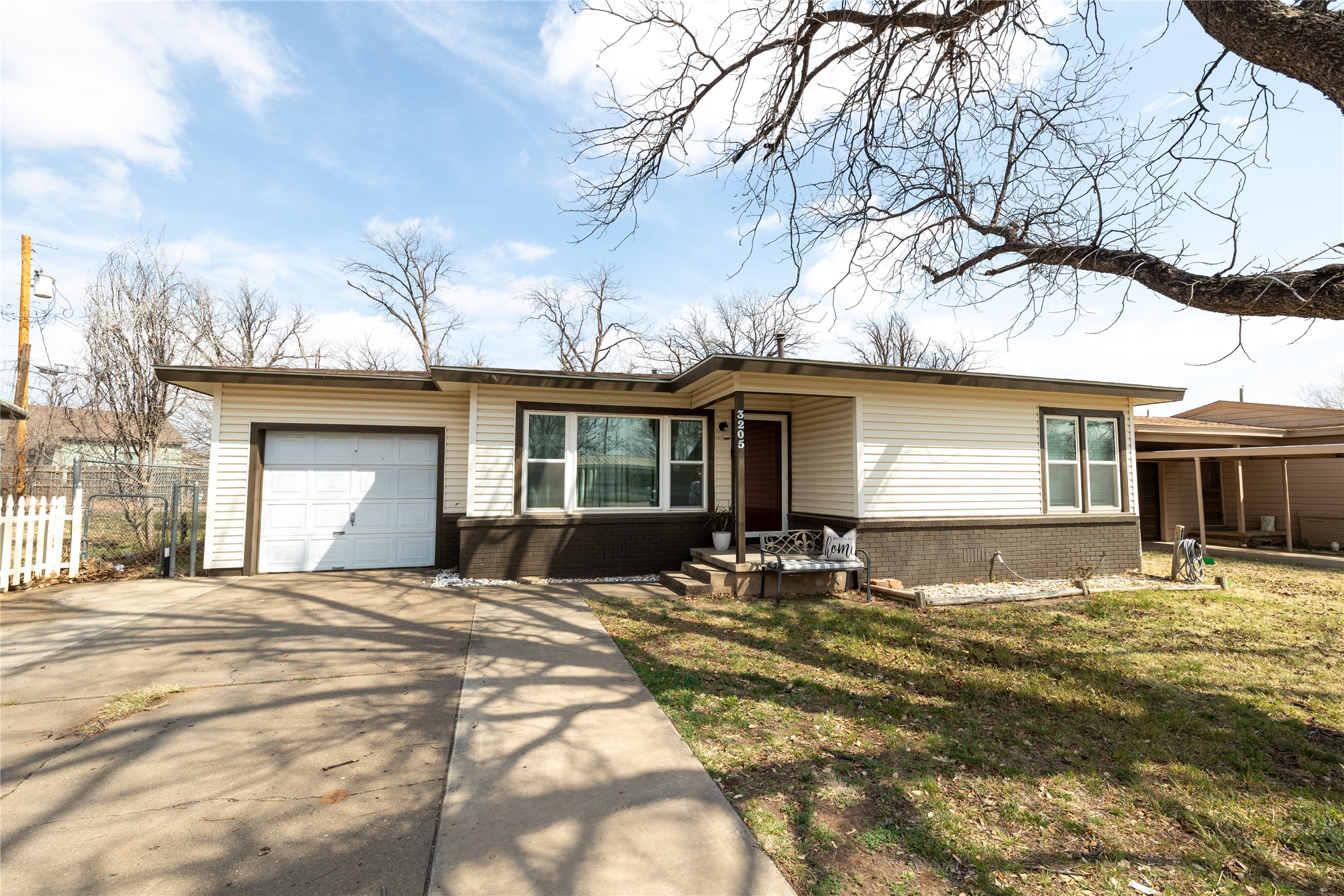 3205 42nd Street Snyder TX 79549