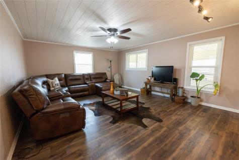 3205 42nd Street Snyder TX 79549