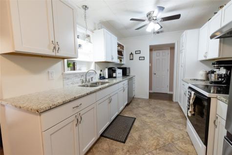 3205 42nd Street Snyder TX 79549