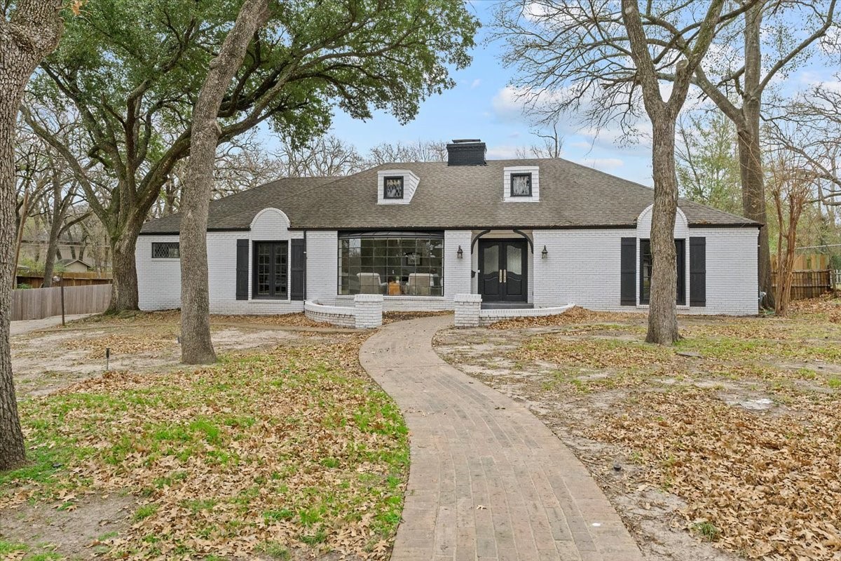 1425 Columbia Avenue Corsicana TX 75110