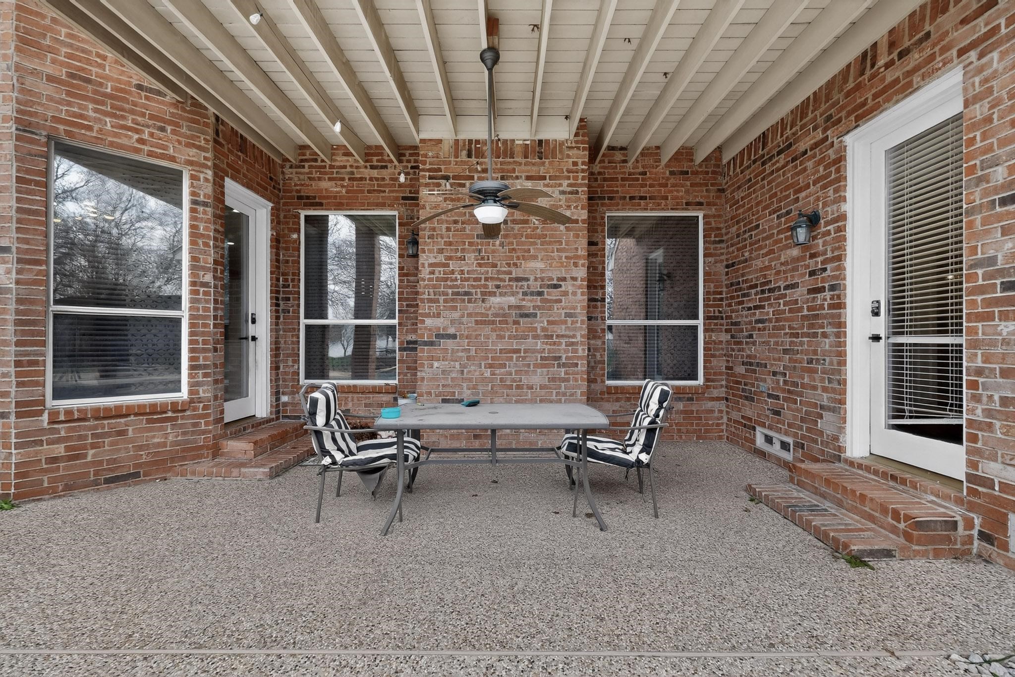 618 Oak Tree Cove Cedar Hill TX 75104