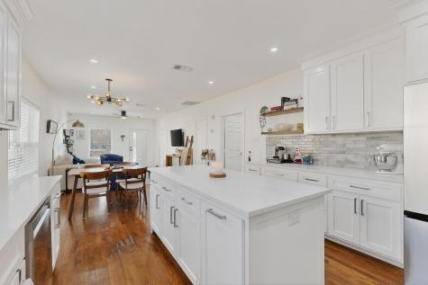 5911 E Grand Avenue Dallas TX 75223