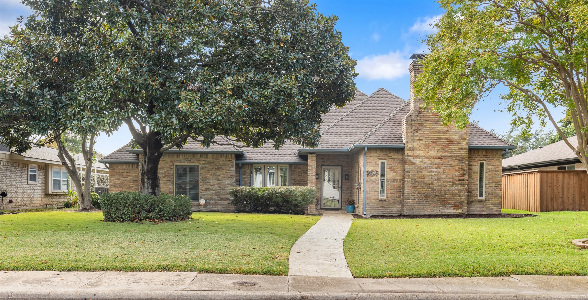 6906 Brentfield Drive Dallas TX 75248
