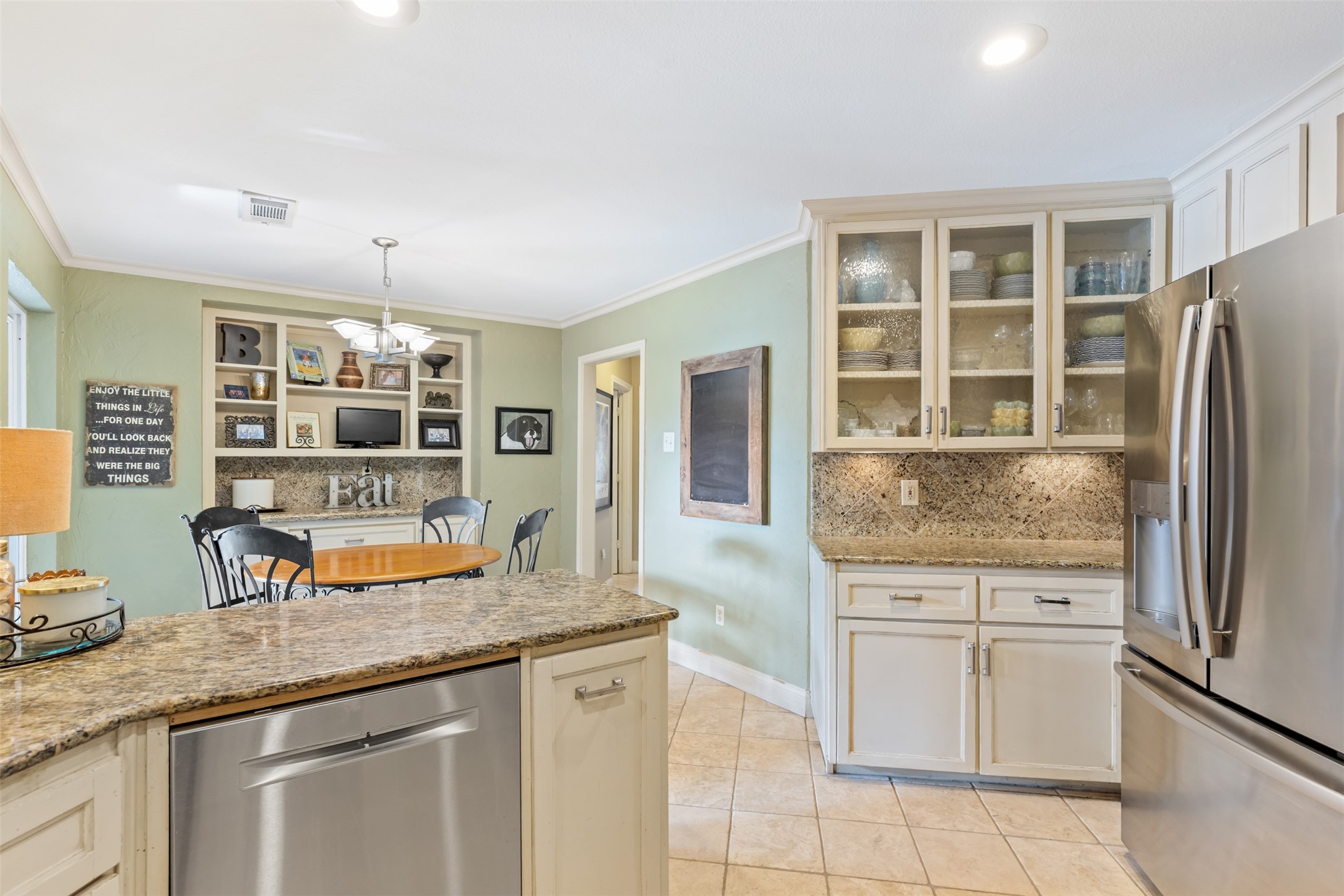 6906 Brentfield Drive Dallas TX 75248