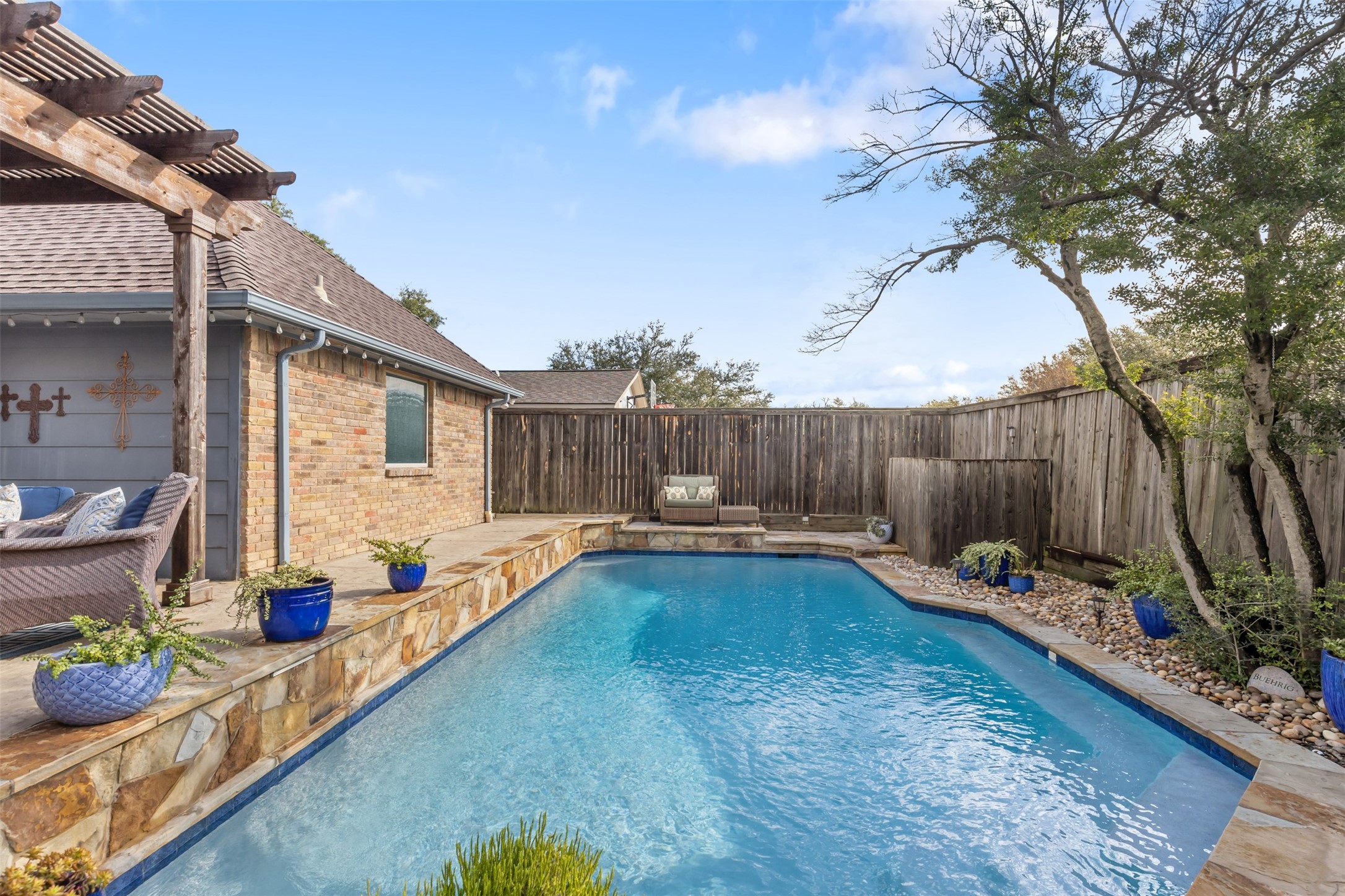 6906 Brentfield Drive Dallas TX 75248