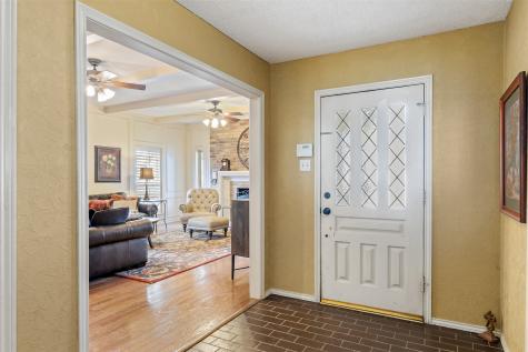 6906 Brentfield Drive Dallas TX 75248