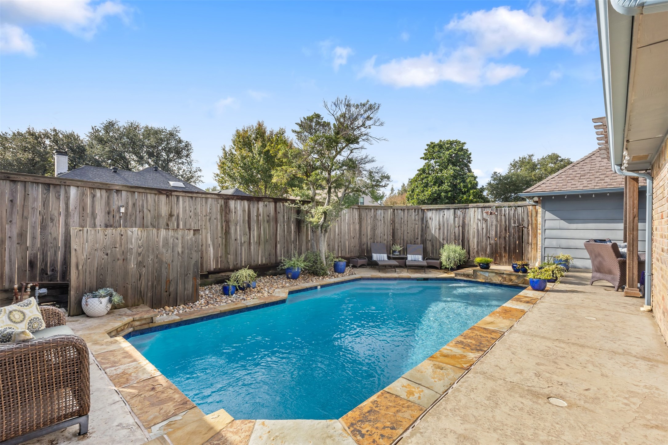6906 Brentfield Drive Dallas TX 75248